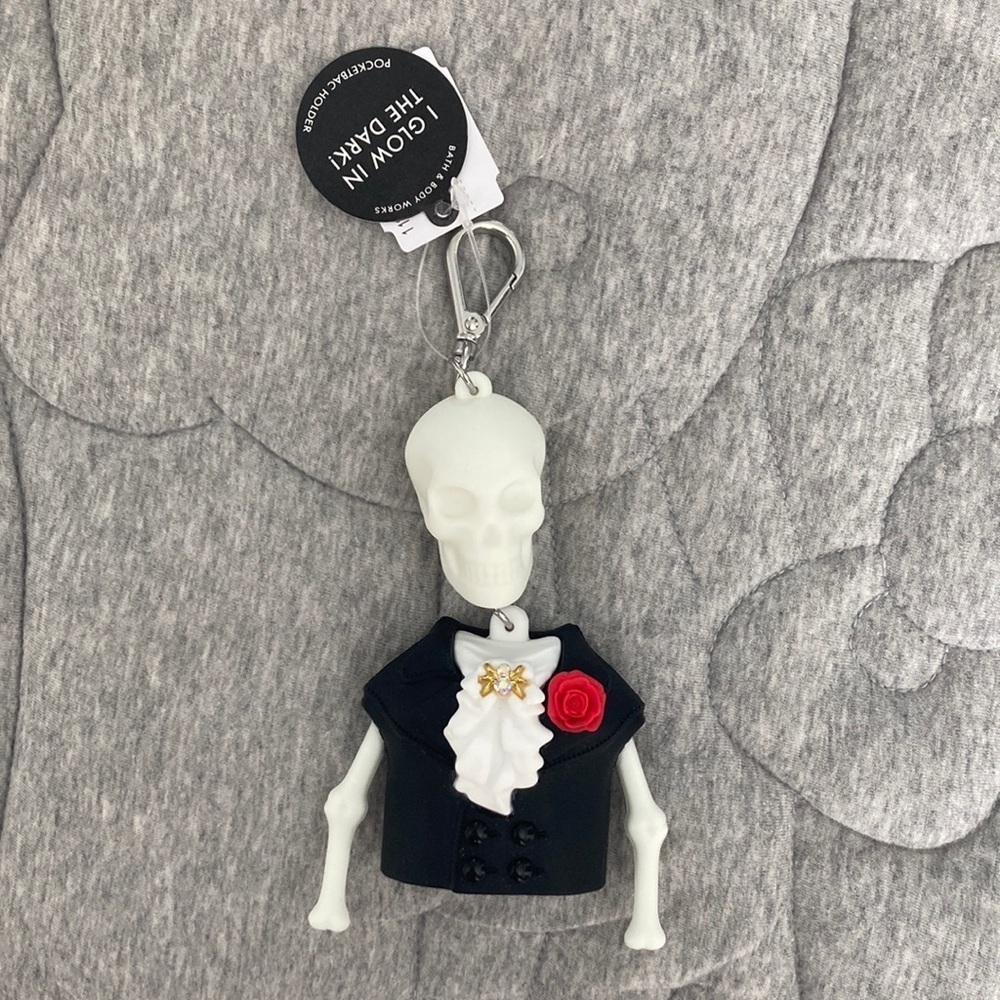 Bath And Body Works Skeleton Hand Sanatizer Holder Black White